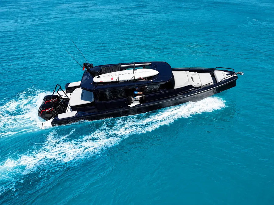 Axopar Brabus 37 · Bodyguard I