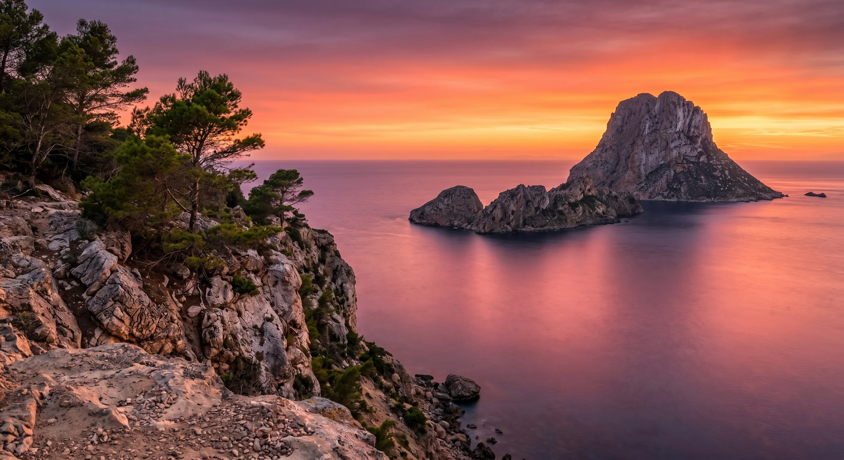 Es Vedrà sunset cruise