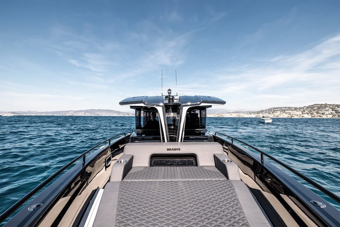 Axopar Brabus 37 · Bodyguard I, photo 6