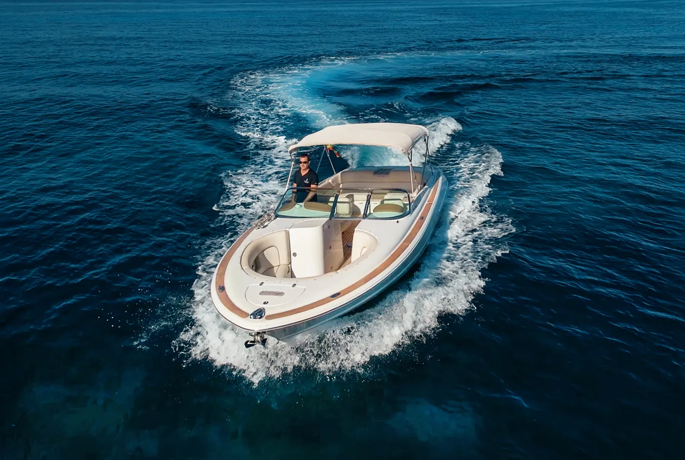 Chris-Craft 28 · Yootopia, photo 4