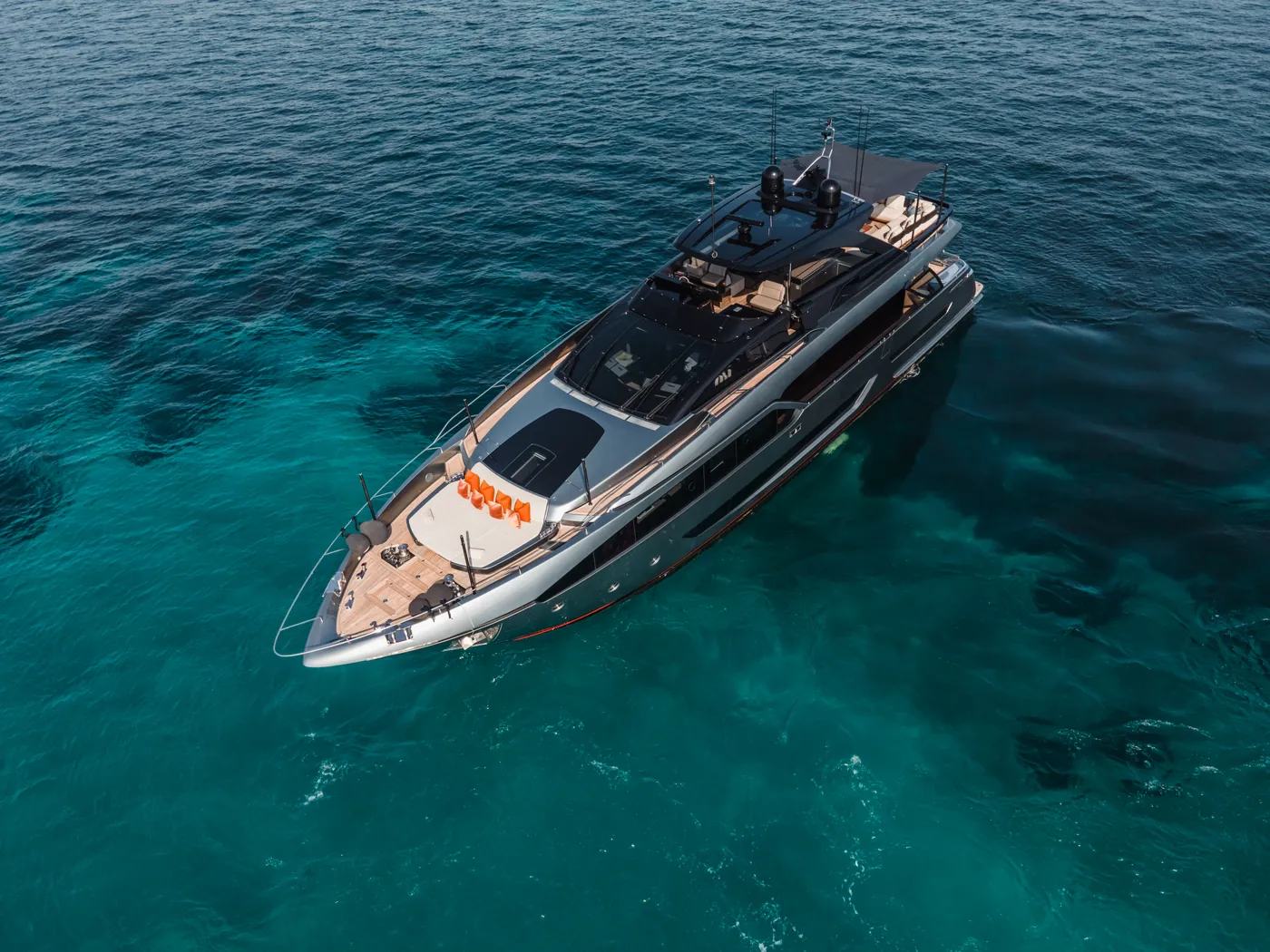Riva Argo 90 · Ella