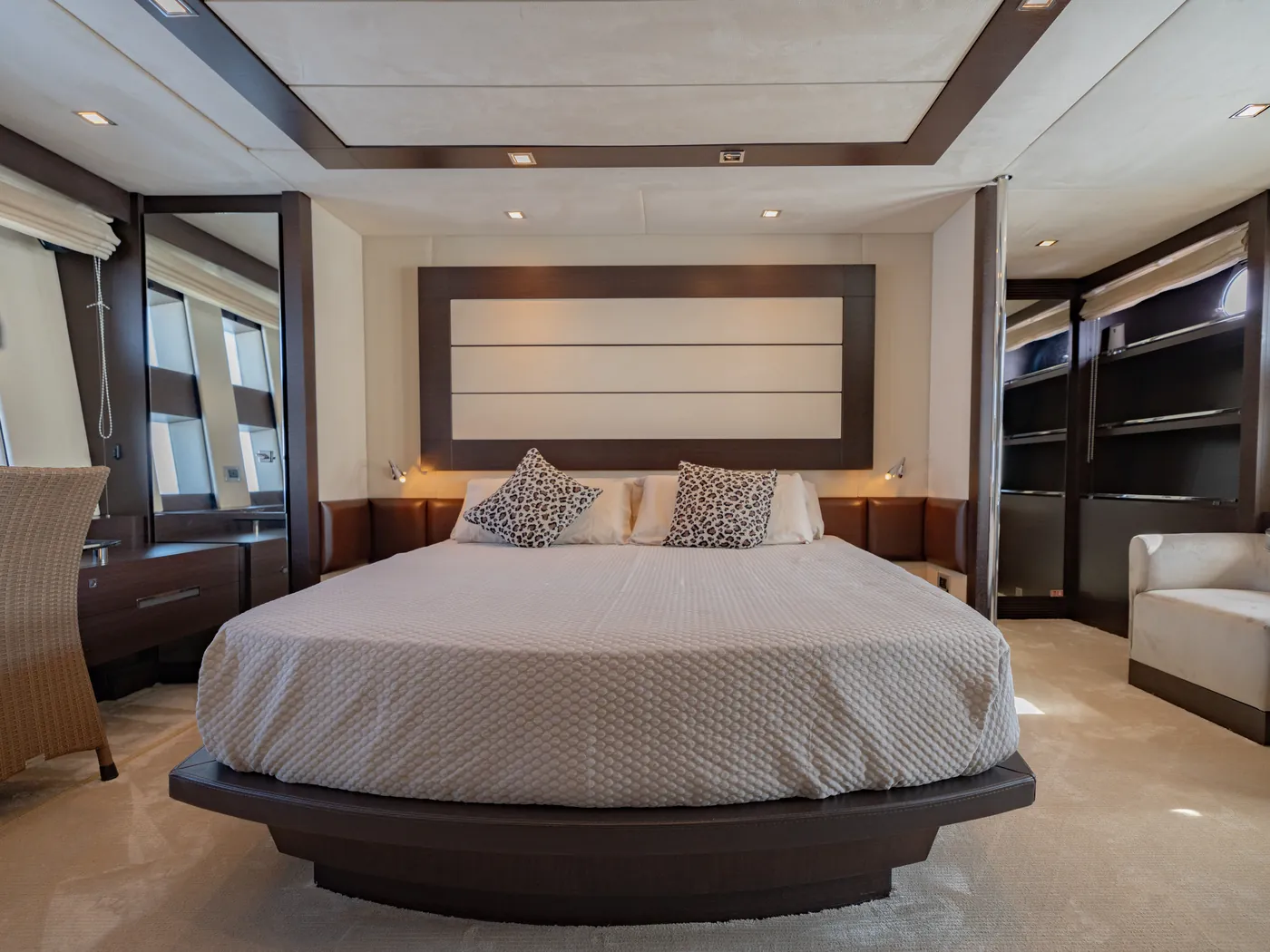 Azimut 86 · The Jungle — photo 8