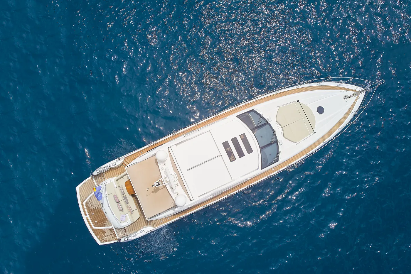 Sunseeker Predator 72 · Number 9 — photo 4