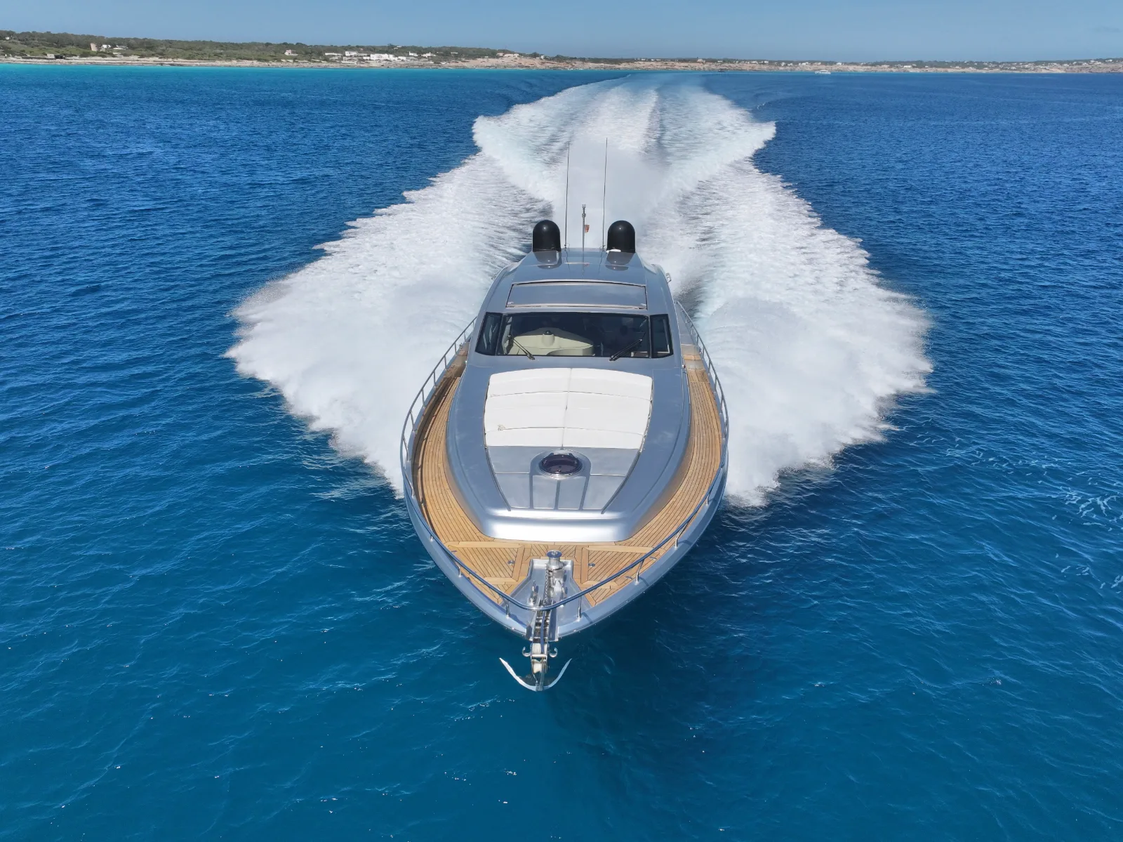 Pershing 72 · Legendary — photo 3