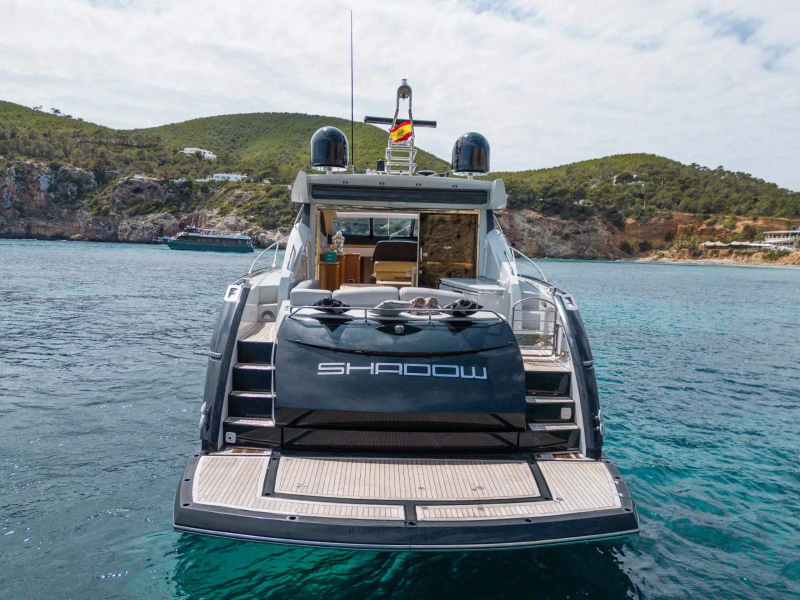 Sunseeker Predator 62 · Shadow — photo 4