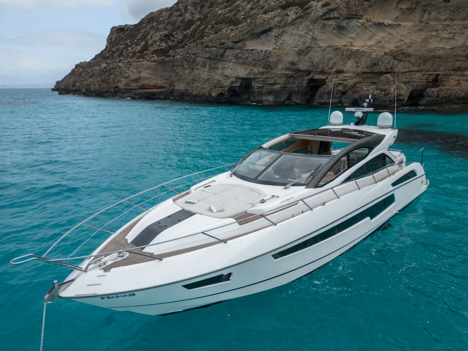 Sunseeker Predator 68 · Never Too Late — photo 3