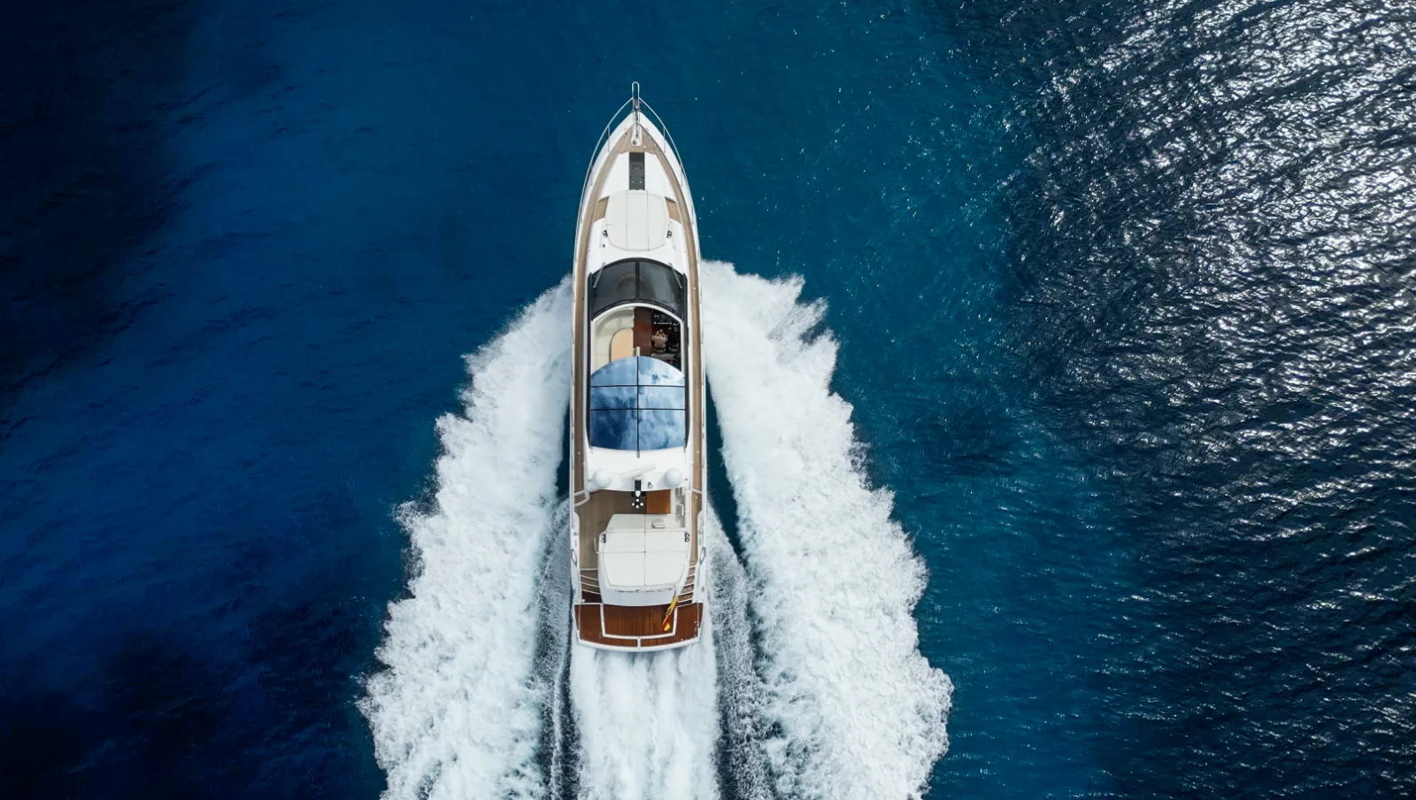 Sunseeker Predator 68 · Never Too Late — photo 4