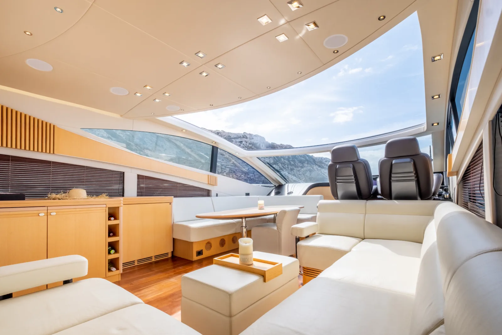 Sunseeker Predator 68 · Never Too Late — photo 6