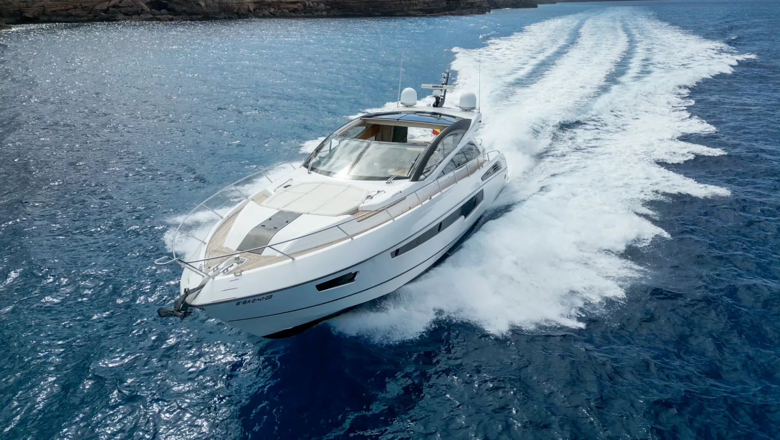 Sunseeker Predator 68 · Never Too Late — photo 7