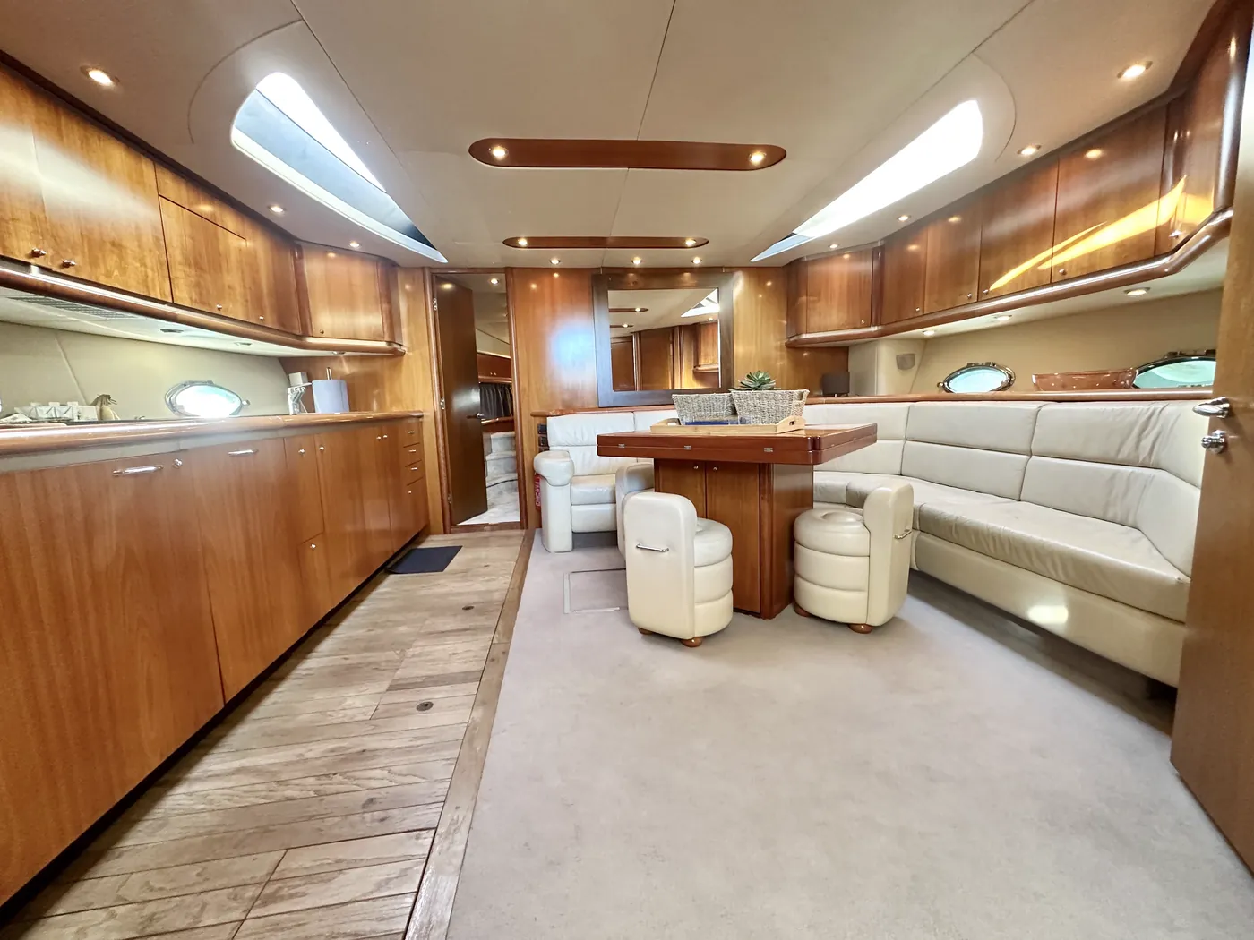 Sunseeker Predator 68 · Talan — photo 5