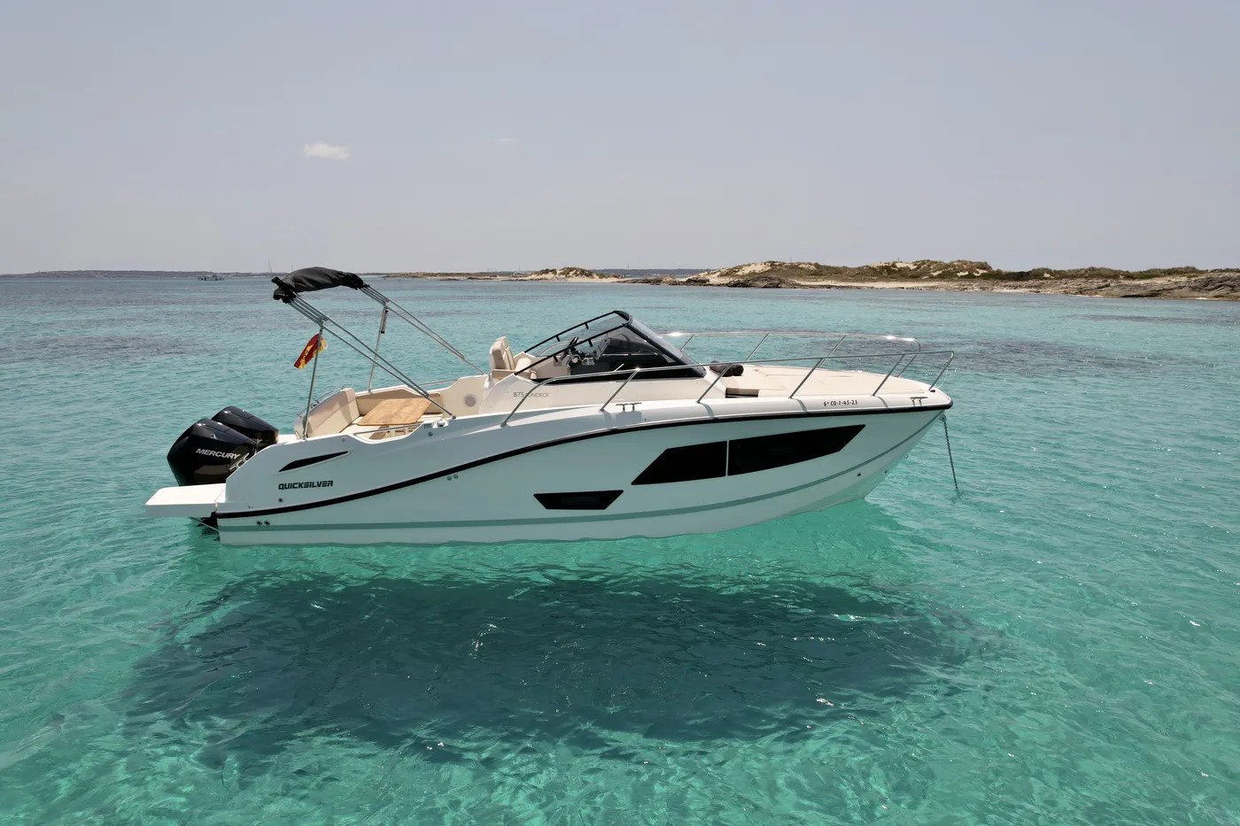 Quicksilver 875 · Luz, photo 6