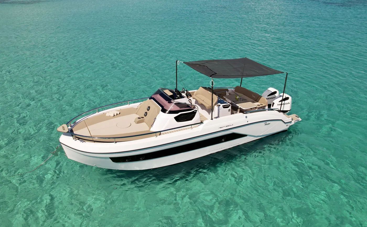 Ranieri 330 · Just Venture, photo 6
