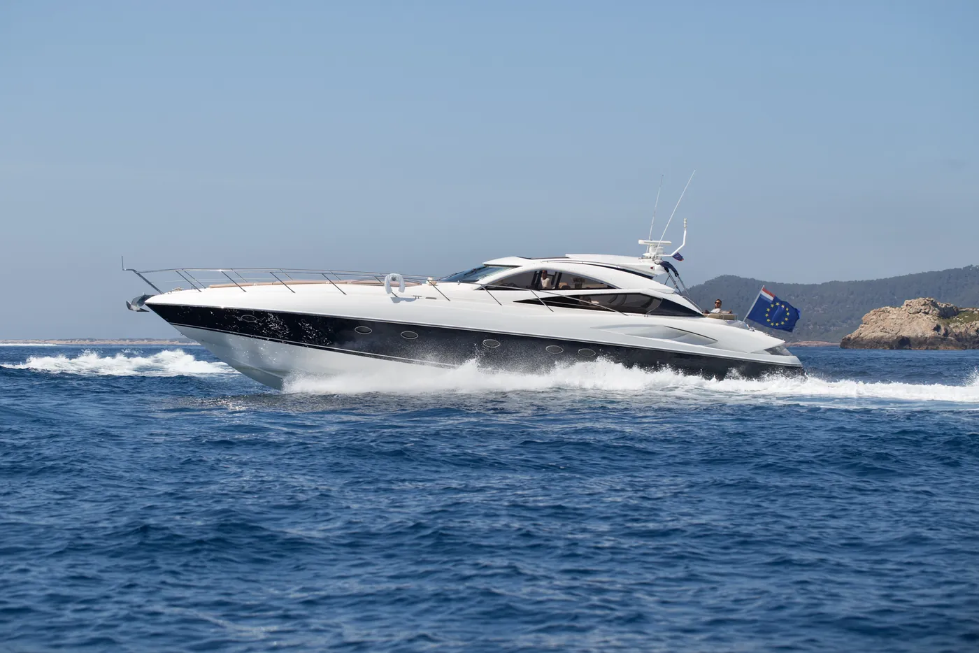Sunseeker Predator 68 · Tranquility III — photo 2