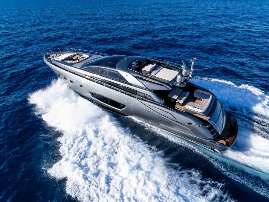 Riva 86 · Tanit